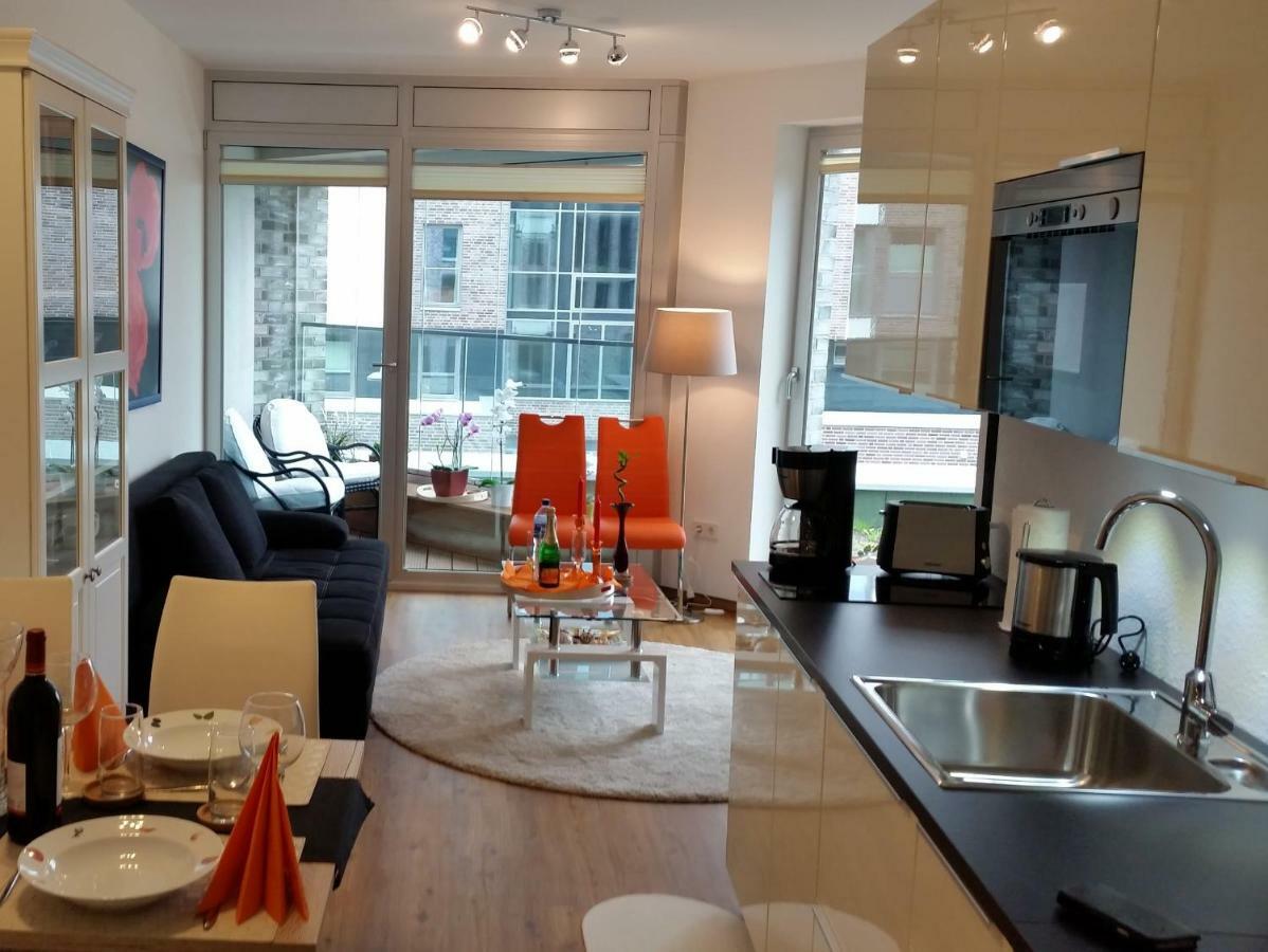 Ferienwohnung Koralle - Am Wasser Bremerhaven Exteriör bild